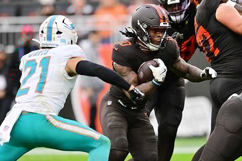 NFL: Miami Dolphins at Cleveland Browns