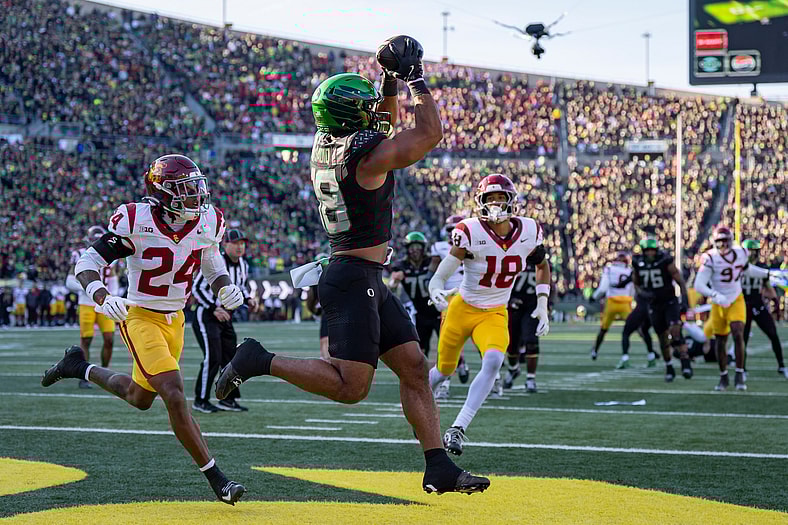 USC Trojans vs Oregon Ducks