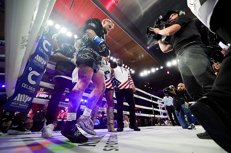 Boxing: Jake Paul vs Andre August