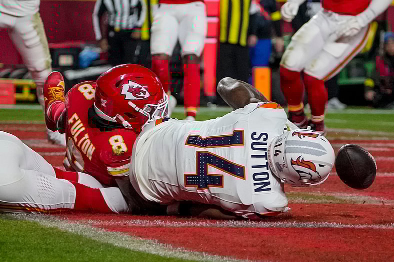 NFL: Denver Broncos at Kansas City Chiefs