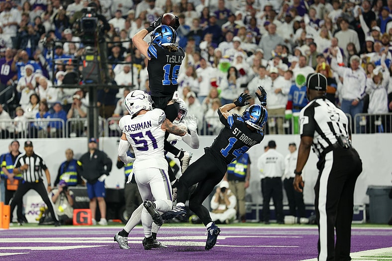 NFL: Detroit Lions at Minnesota Vikings