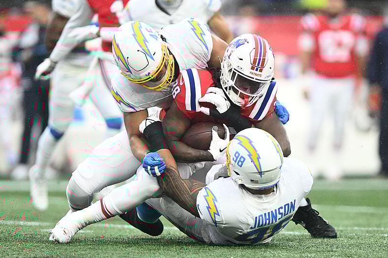 NFL: Los Angeles Chargers at New England Patriots