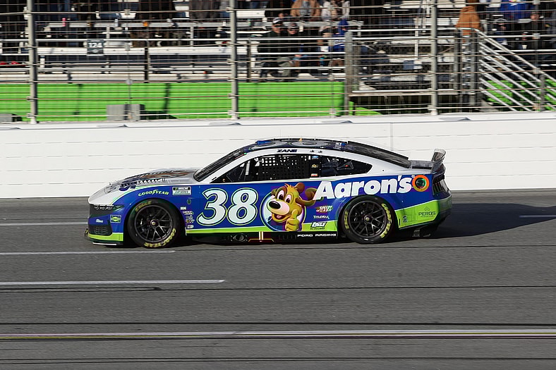 NASCAR: Autotrader 400