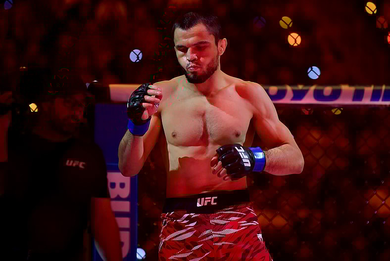 MMA:UFC 311 德瓦利什维利 VS 努尔马戈梅多夫