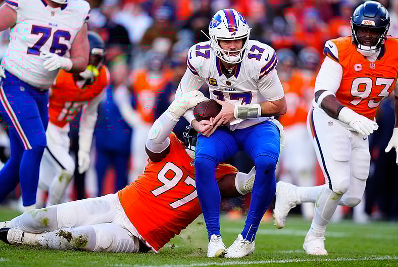 NFL: AFC Divisional Round-Buffalo Bills at Denver Broncos