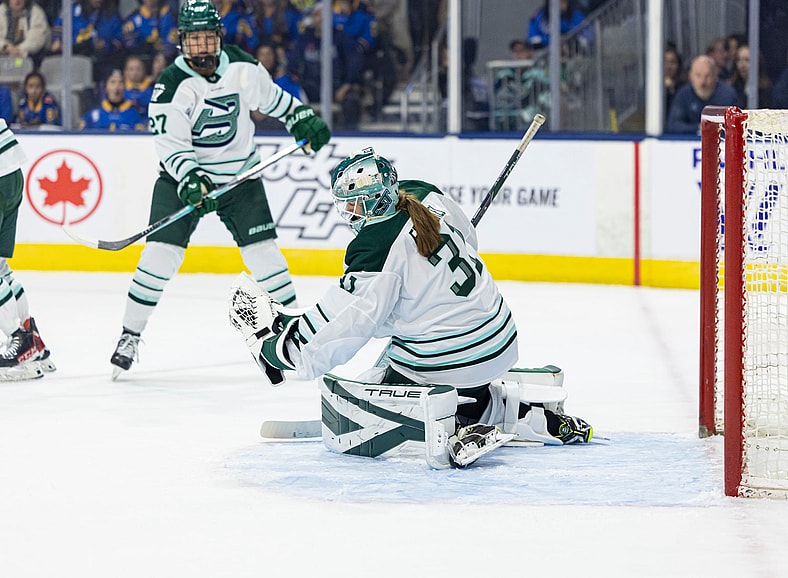 Boston Fleet goalie Aerin Frankel makes a save against the Toronto Sceptres.