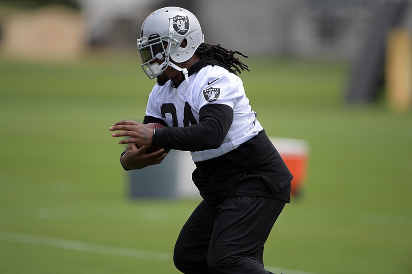 Can Marshawn Lynch help lead his Raiders to the Super Bowl?
