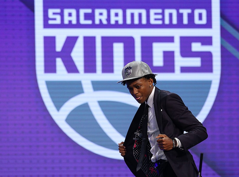 Kings make it right, add De'Aaron Fox fifth overall. 