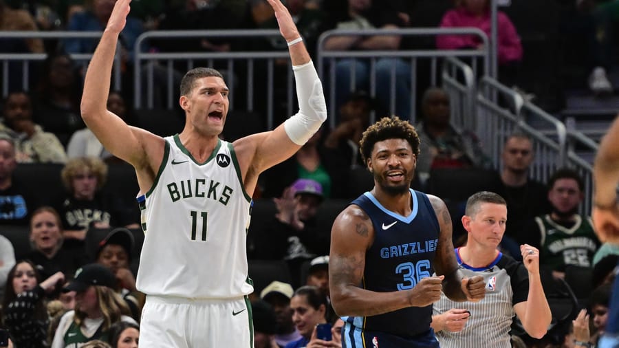 how many fouls to foul out in nba