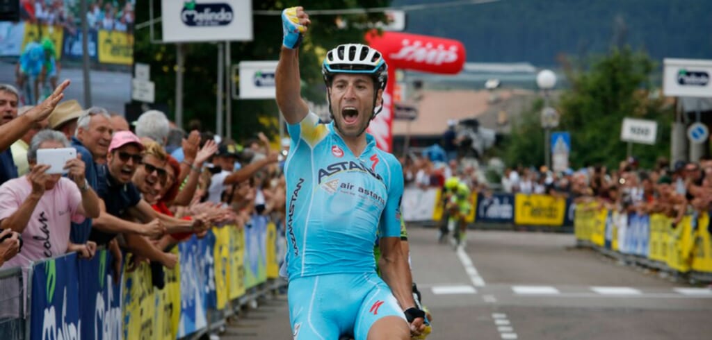 Watch Tour De France Stage Winner Embarrassed By Podium Girl