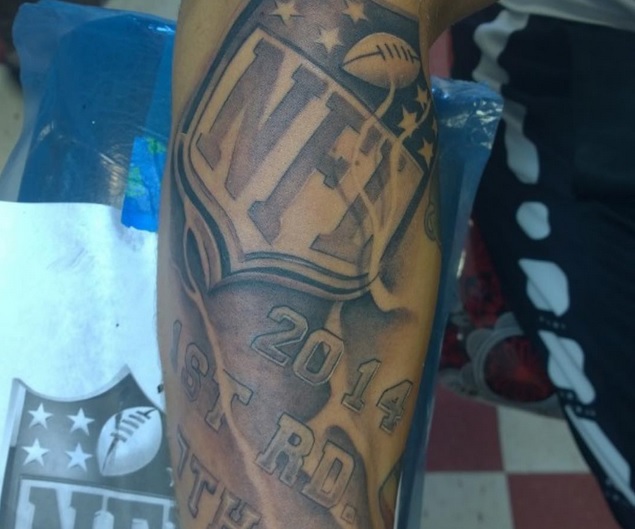 Buccaneers' Mike Evans gets an amazing draft day tattoo