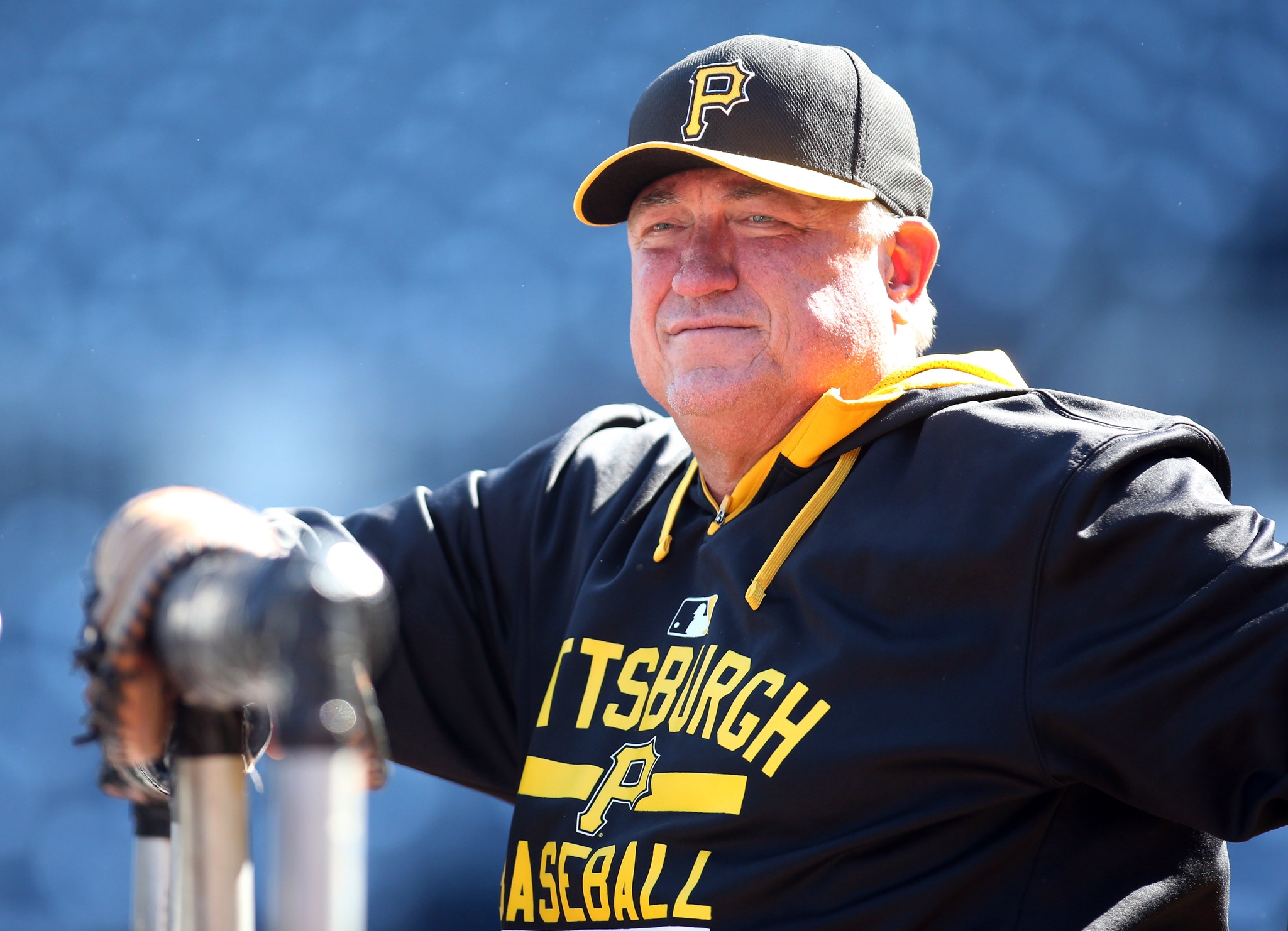 Report: Pirates sign manager Clint Hurdle to four-year extension