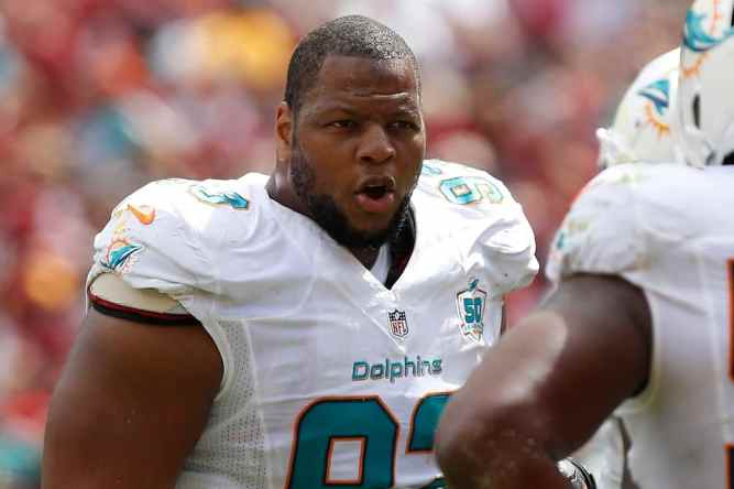 Why Ndamukong Suh signed with Eagles over mom's objection 