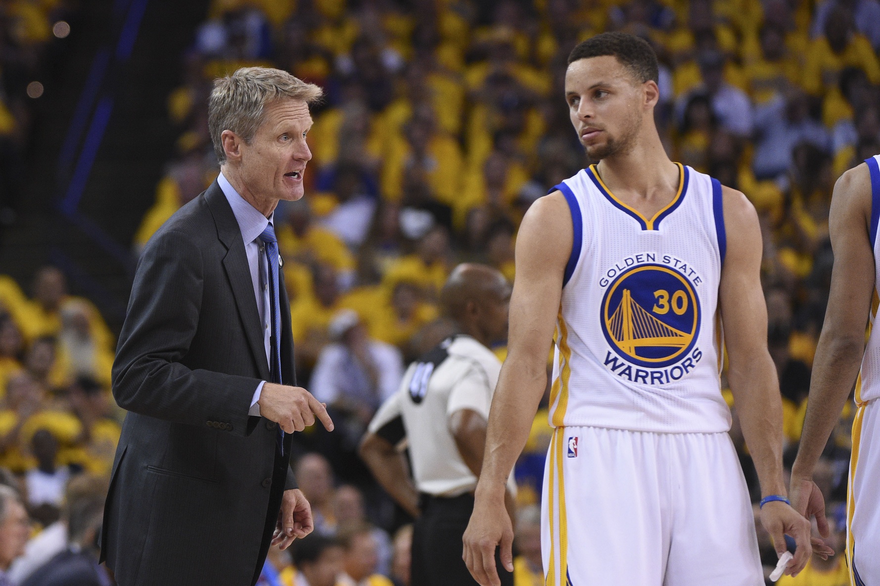 Steve Kerr compares Stephen Curry to 