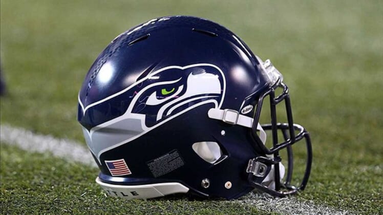 seahawks helmet 2020