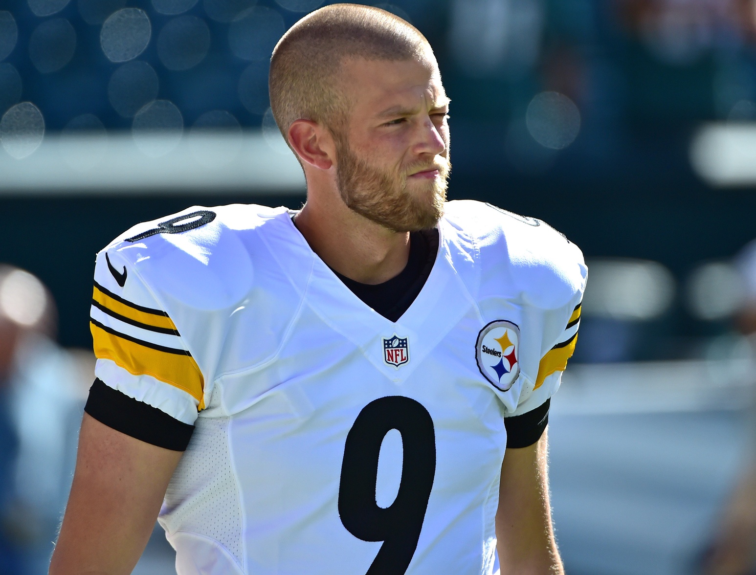 WATCH: Steelers kicker Chris Boswell with worst onside attempt . ever.