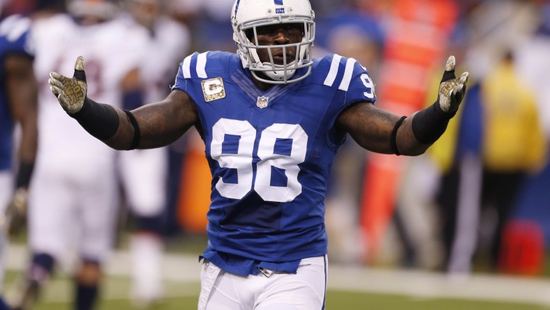 Robert Mathis