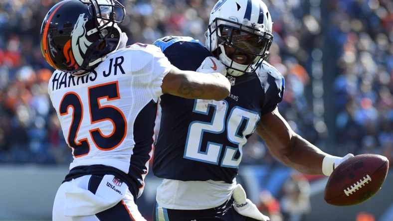 Demarco Mjurray takes on Chris Harris