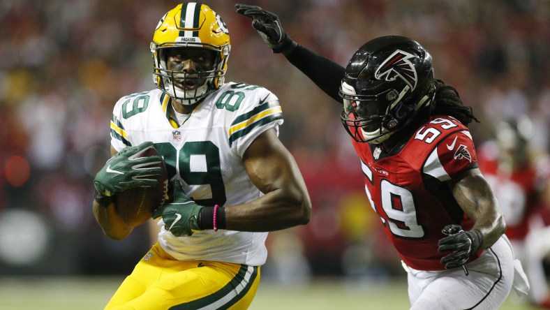 Jan 22, 2017; Atlanta, GA, USA; Green Bay Packers tight end Jared Cook (89) runs the ball against Atlanta Falcons outside linebacker De'Vondre Campbell (59) during the third quarter in the 2017 NFC Championship Game at the Georgia Dome. Mandatory Credit: Brett Davis-USA TODAY Sports