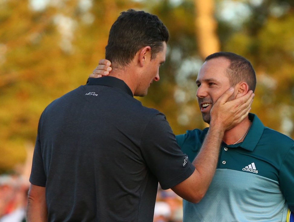 Justin Rose congratulating Sergio Garcia at the 2017 Masters