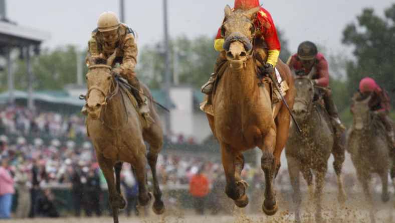 Kentucky Derby announcer Travis Stone did a masterful job