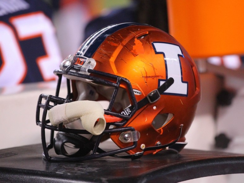 Illinois football program in hot water as three players arrested for armed robbery