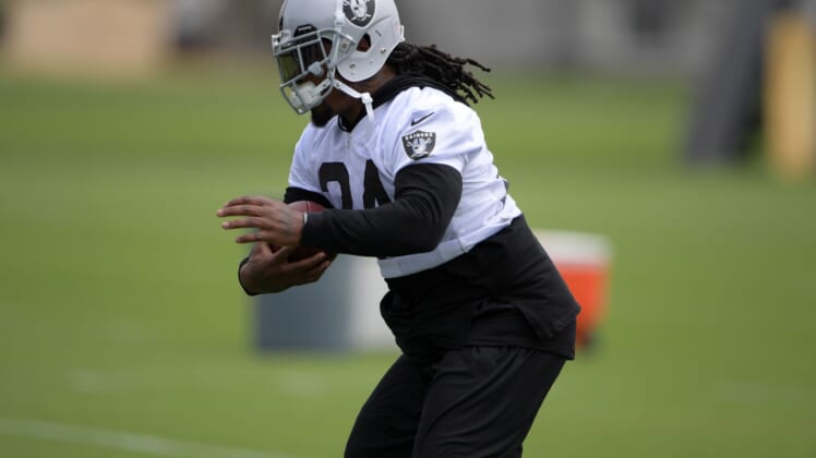 Can Marshawn Lynch help lead his Raiders to the Super Bowl?