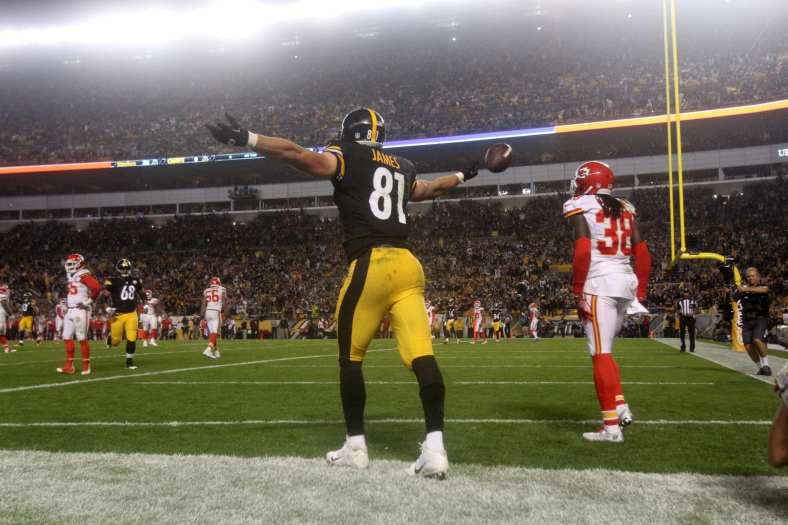 Steelers TE Jesse James looks on the verge of breaking out.