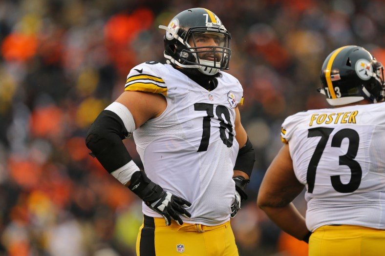 Steelers LT Alejandro Villanueva could be a holdout from camp.