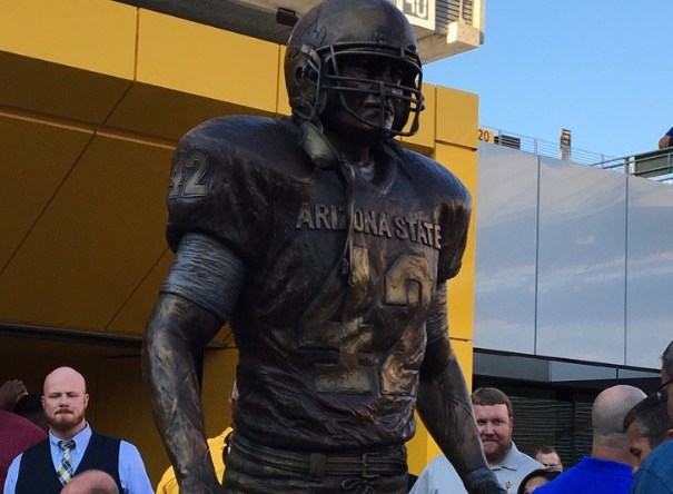 Pat Tillman statue