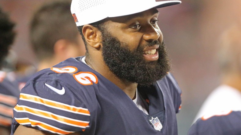 Chicago Bears defensive end Akiem HIcks