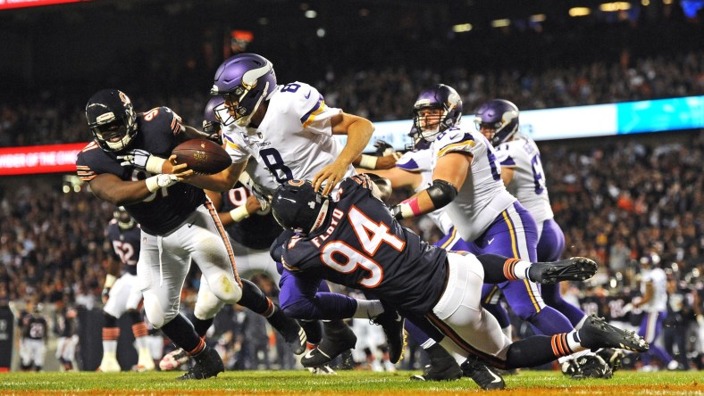 Leonard Floyd sacks Sam Bradford for a safety on Monday Night Football