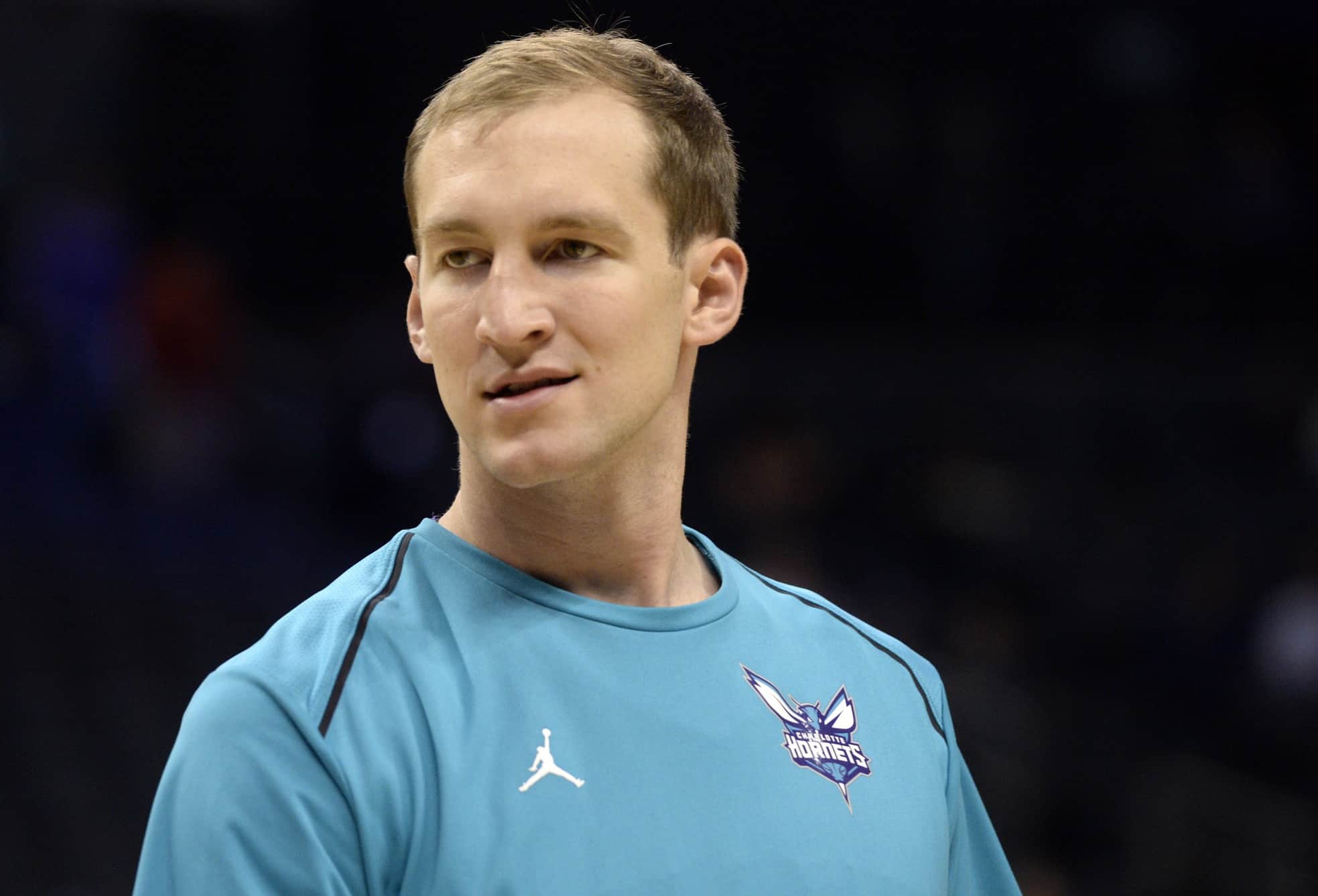 WATCH: Hornets' Cody Zeller hilariously rejected by the rim1967 x 1337