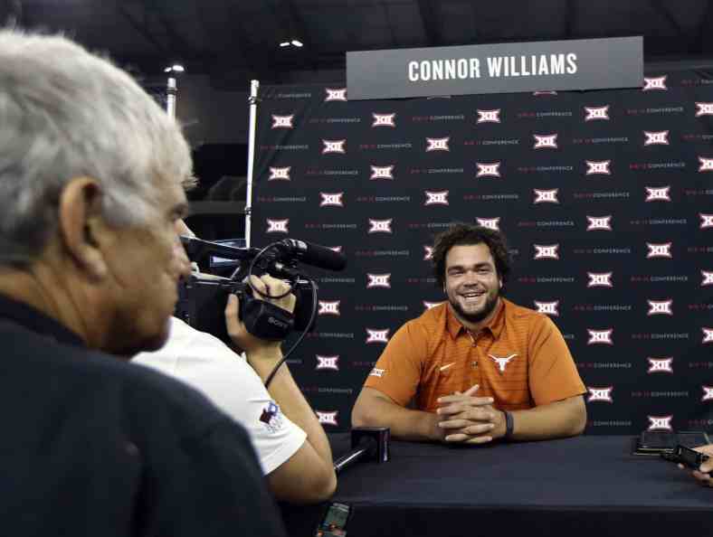 Texas offensive lineman Connor Williams