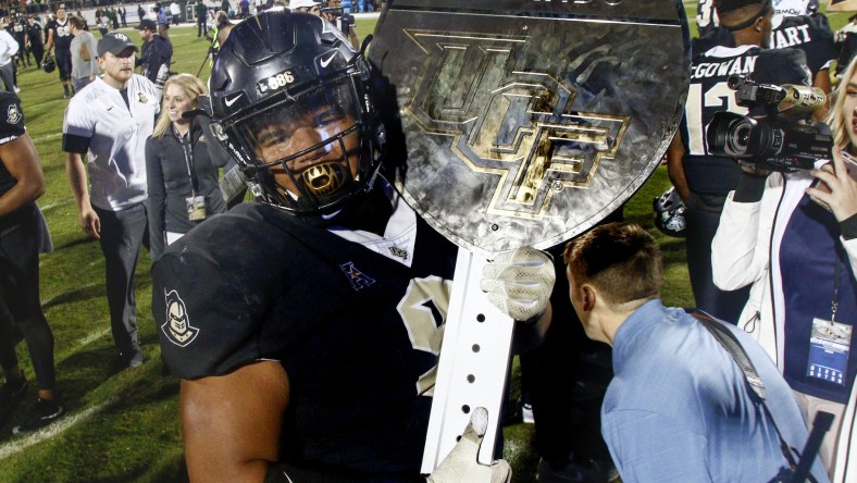 UCF Knights celebrate win over South Florida on Black Friday