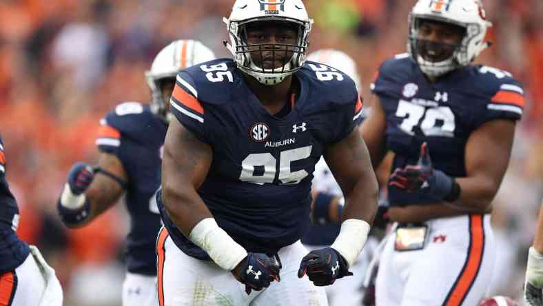 Auburn defensive lineman Dontavius Russell