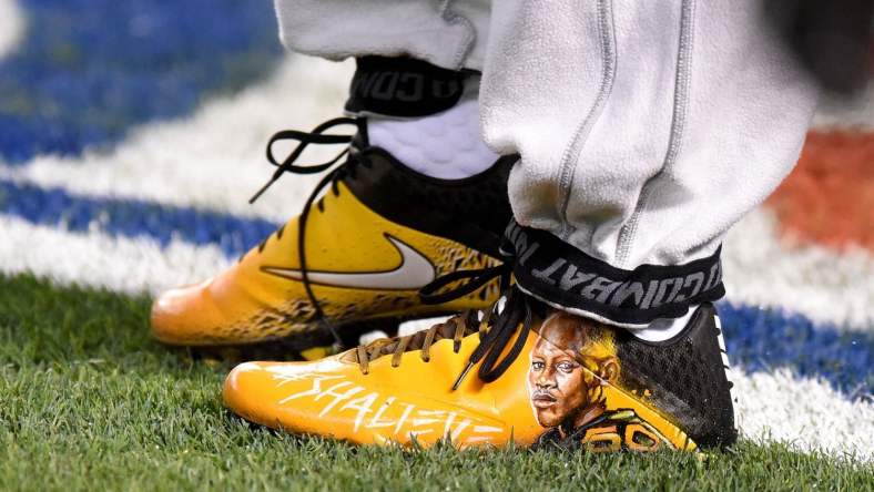 Ryan Shazier shoes