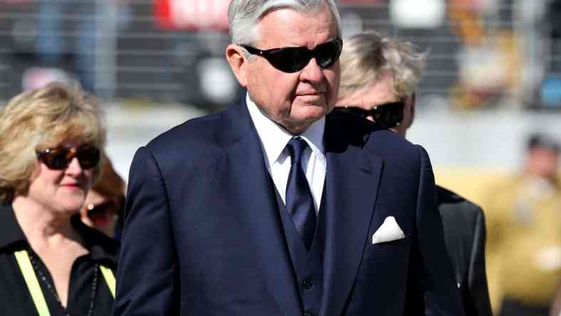 Panthers owner Jerry Richardson
