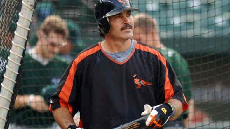 Rafael Palmeiro is looking to make a comeback.