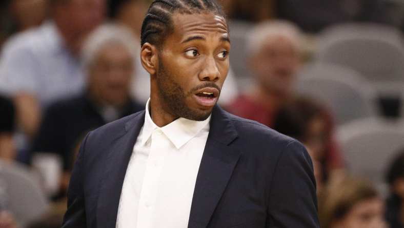 Spurs forward Kawhi Leonard