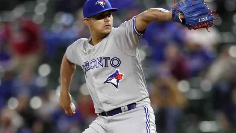 Blue Jays closer Roberto Osuna