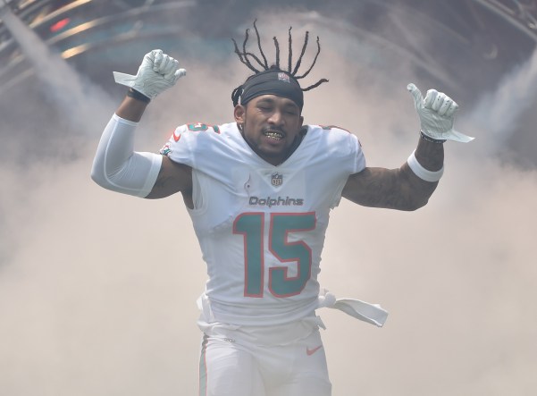 Miami Dolphins to wear all-white throwback uniforms against Patriots in  Week 2 