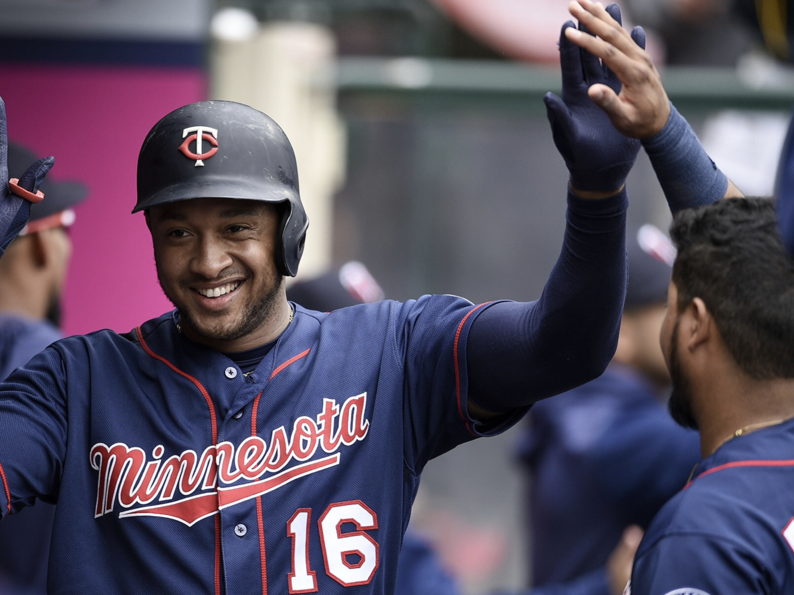 Twins set MLB home run record in win over Angels