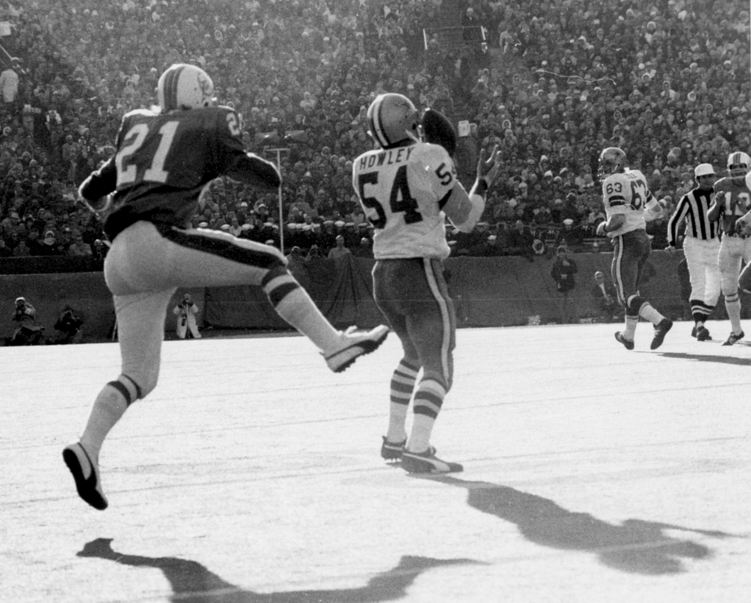 Super Bowl VI - Dallas Cowboys vs Miami Dolphins - January 16, 1972