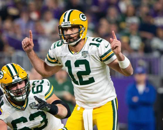 Offensive weapons the Packers should target to help Aaron Rodgers