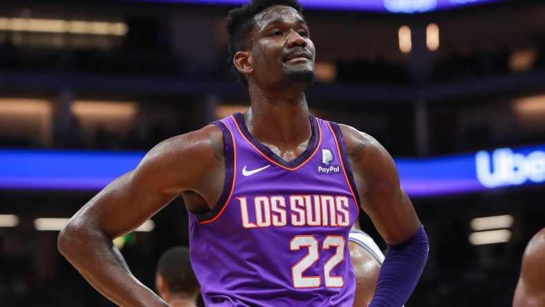 Deandre Ayton injury