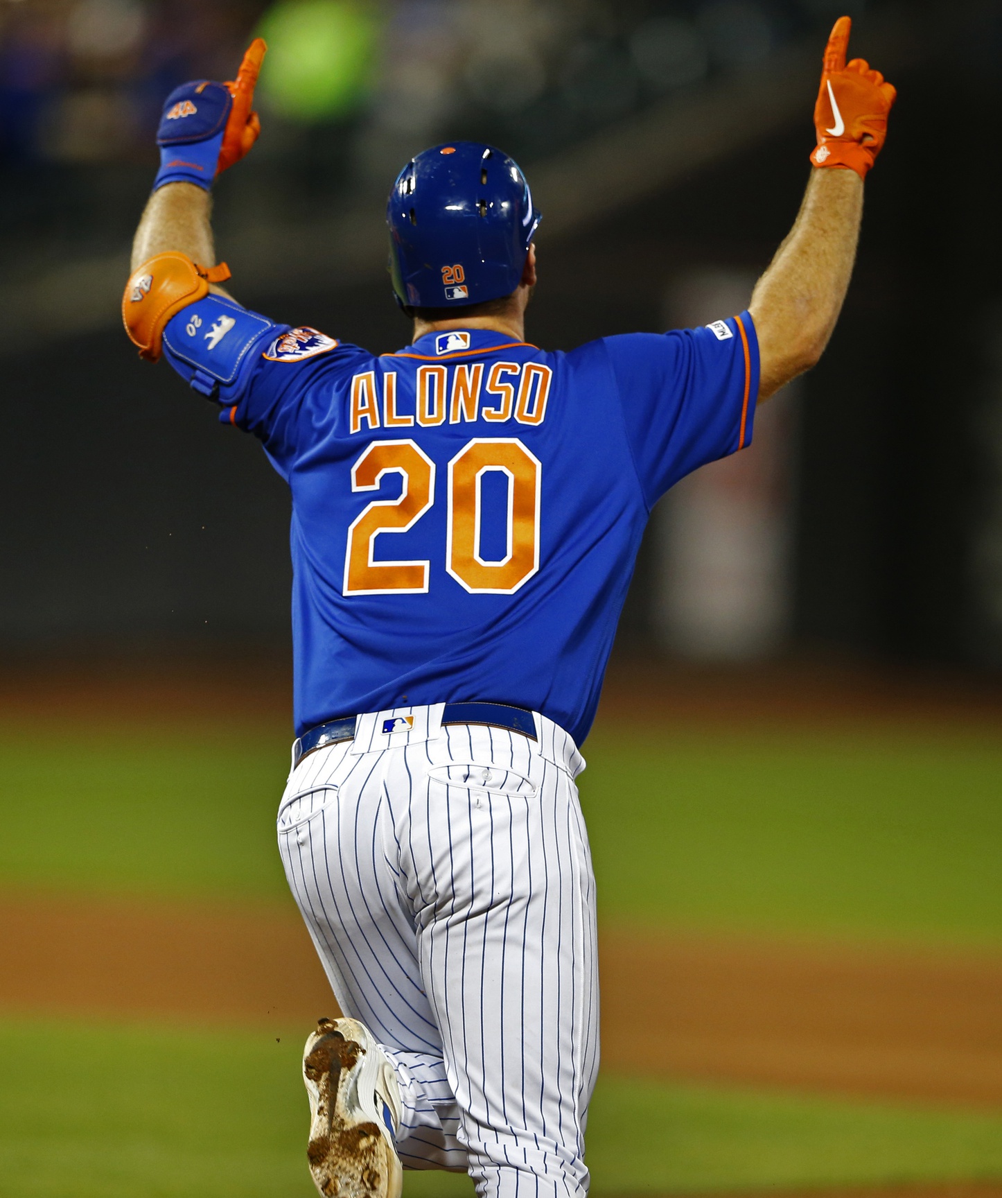 pete alonso background