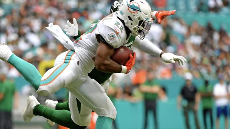 Ex-Dolphins RB Mark Walton arrested again