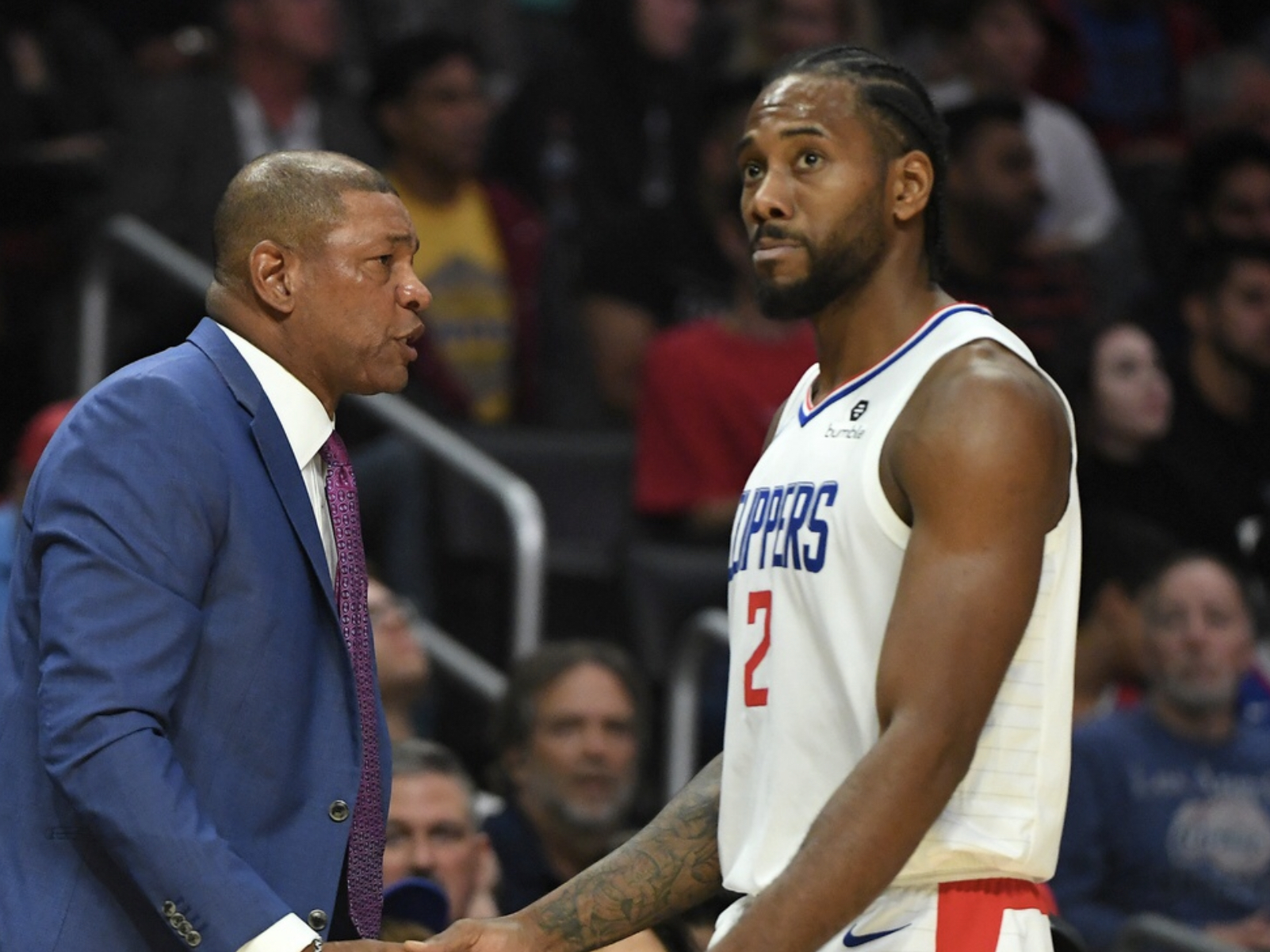 Clippers' Doc Rivers and Kawhi Leonard during game against the Hornets