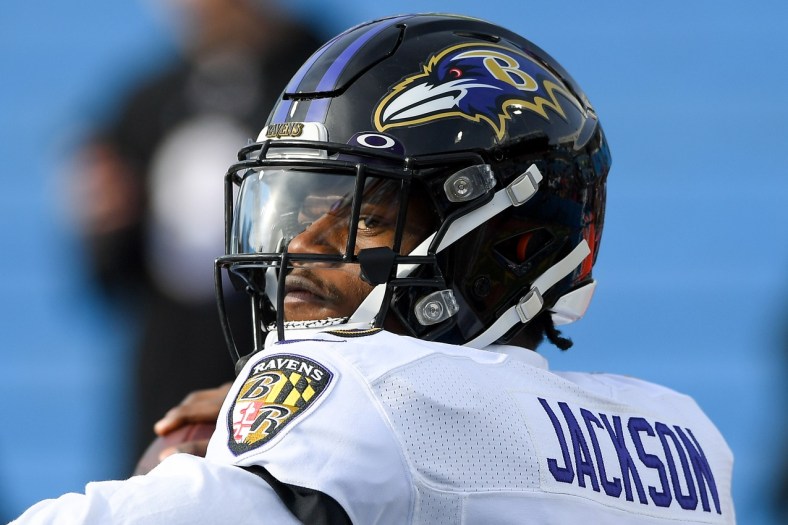 Ravens quarterback Lamar Jackson throws a pass